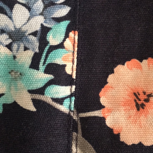 Beautiful Bershka skirt - Picture 5 of 6